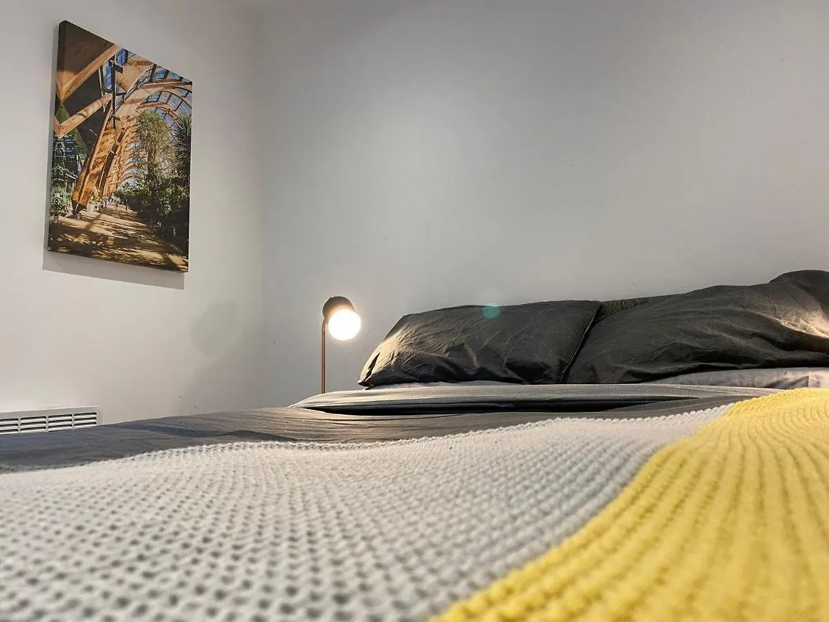 Snuggle Flat In Sheffield Apartment 0*,