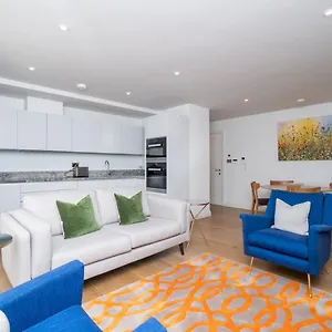 https://pass-the-keys-quiet-1-bed-central-apartment-with-parking.tophotelsbath.com